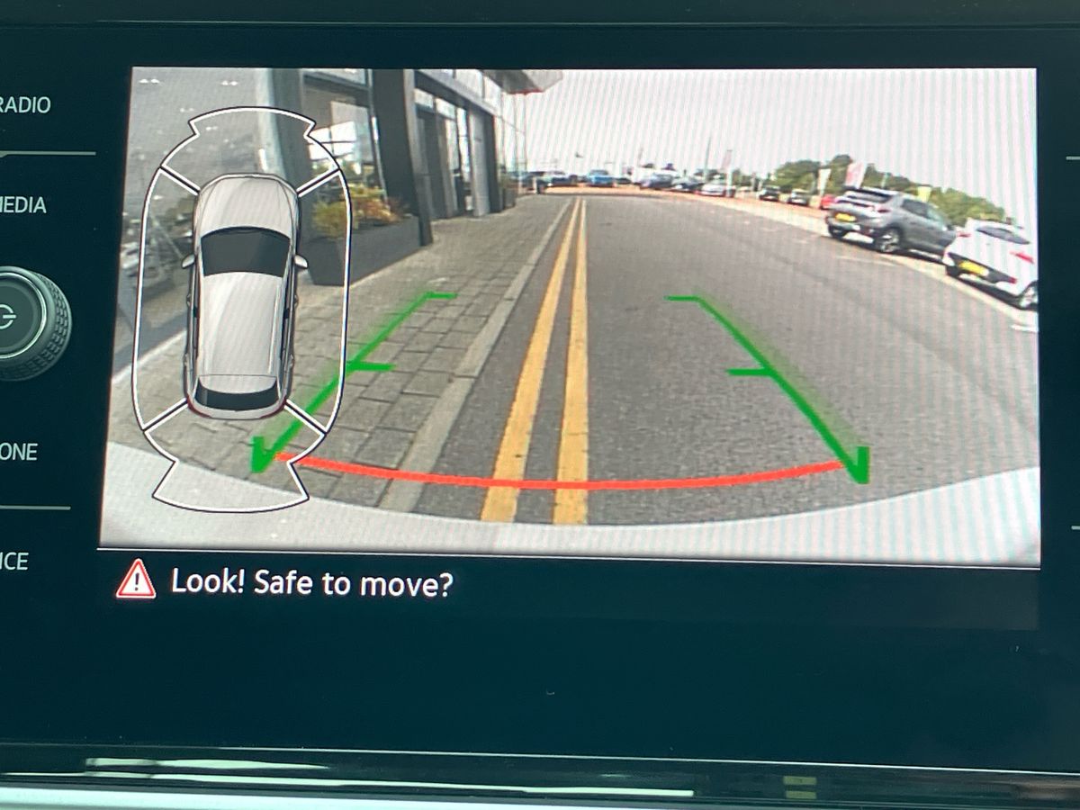 Used Volkswagen T-Roc 2023 for sale - 76206974: Photo 34