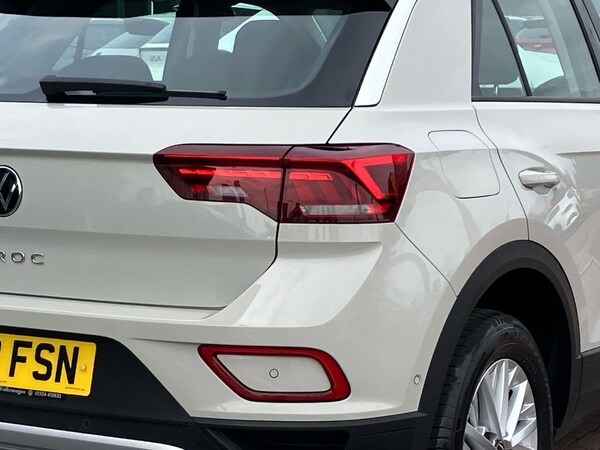 Used Volkswagen T-Roc 2023 for sale - 76206974: Photo 35