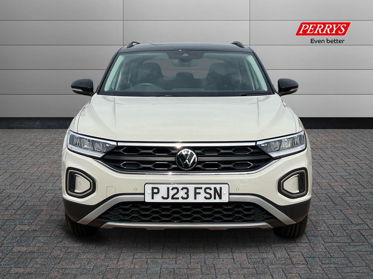 Used Volkswagen T-Roc 2023 for sale - 76206974: Photo 4