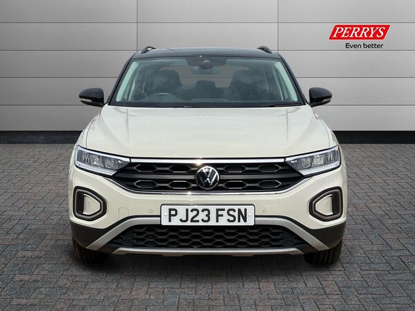 Used Volkswagen T-Roc 2023 for sale - 76206974: Photo 4
