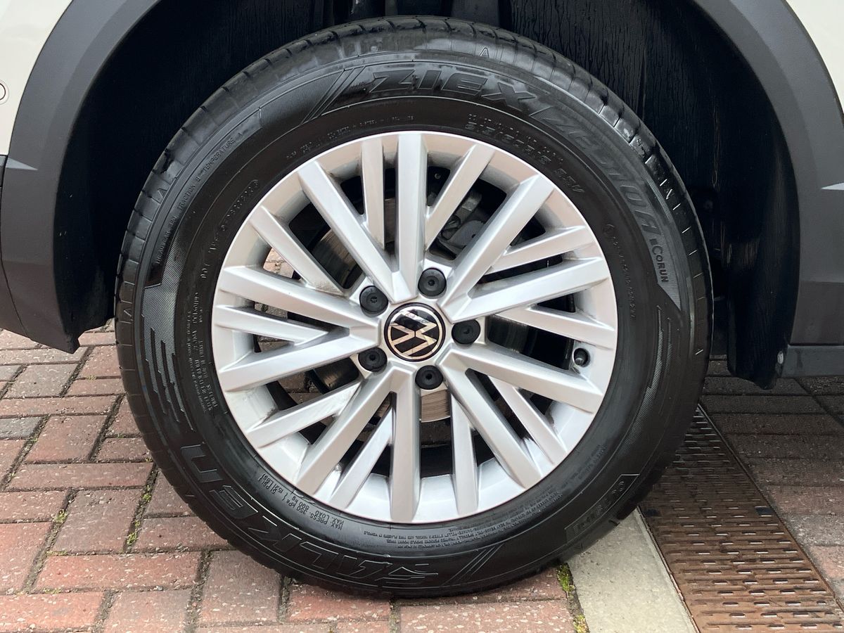 Used Volkswagen T-Roc 2023 for sale - 76206974: Photo 7