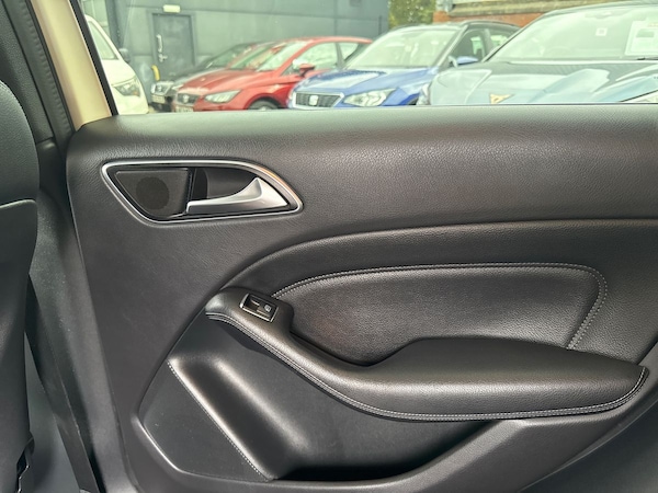 Used Mercedes-Benz B-Class 2018 for sale - 76128249: Photo 28