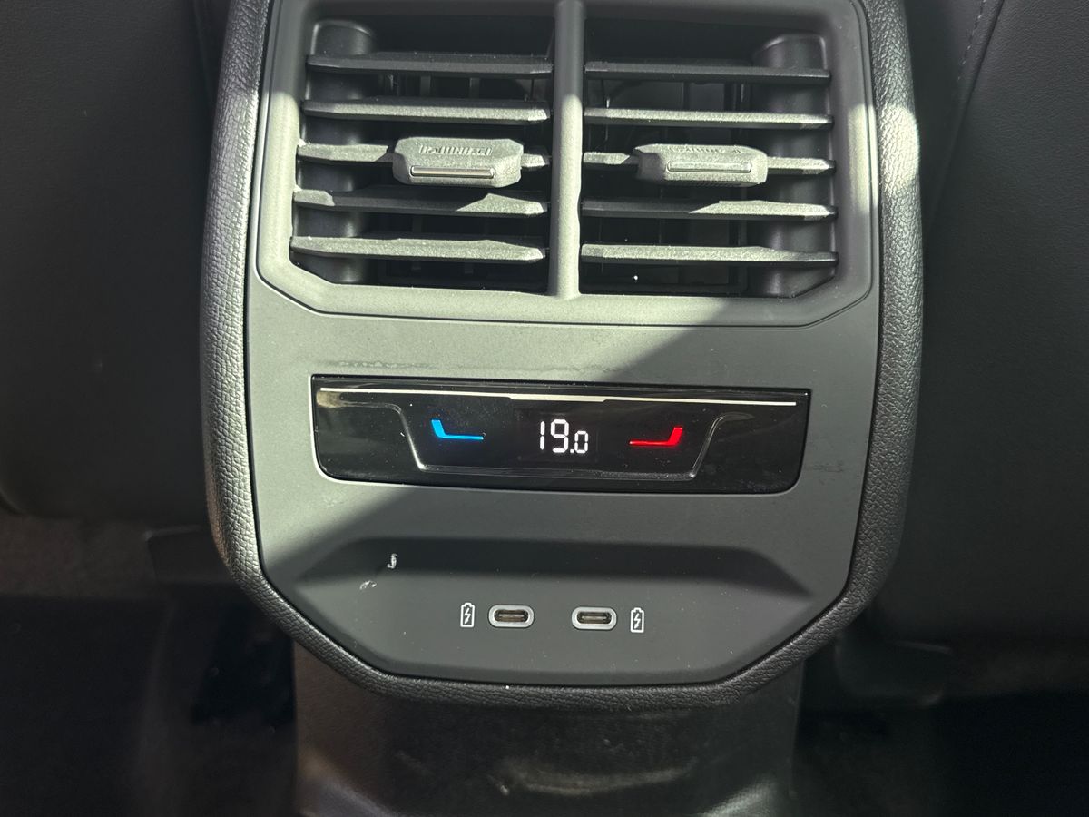 Vehicle 33