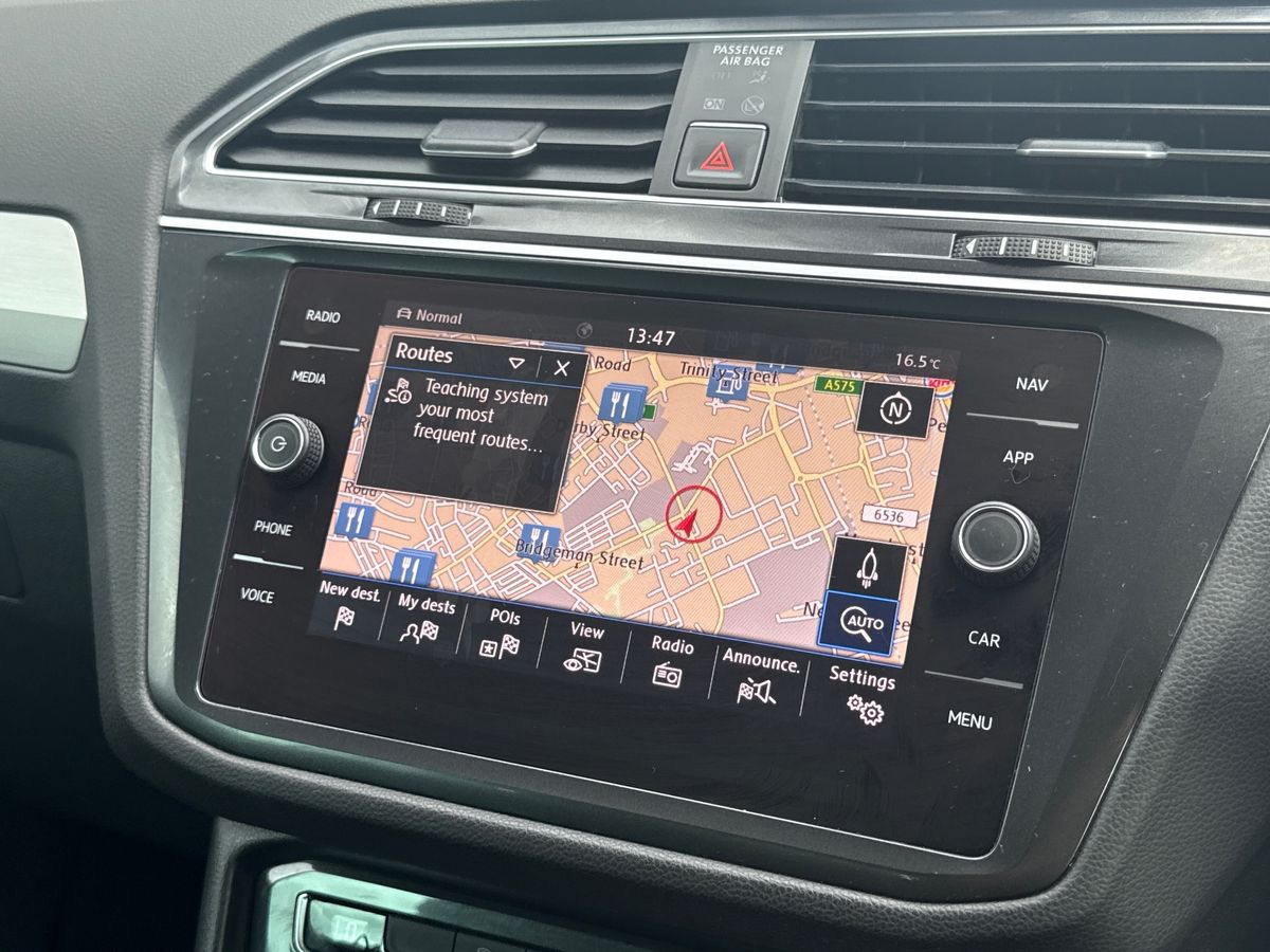 Used Volkswagen Tiguan 2018 for sale - 75983355: Photo 12