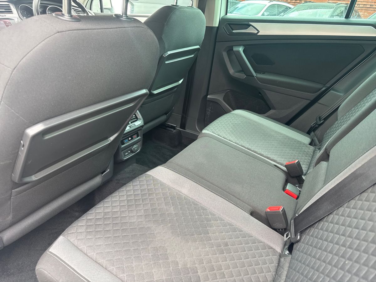 Used Volkswagen Tiguan 2018 for sale - 75983355: Photo 23