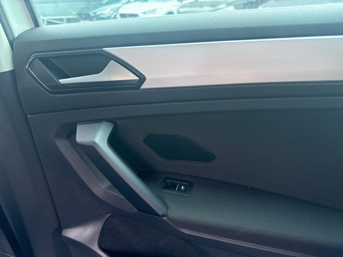 Used Volkswagen Tiguan 2018 for sale - 75983355: Photo 26