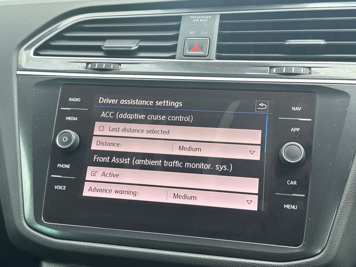 Used Volkswagen Tiguan 2018 for sale - 75983355: Photo 38