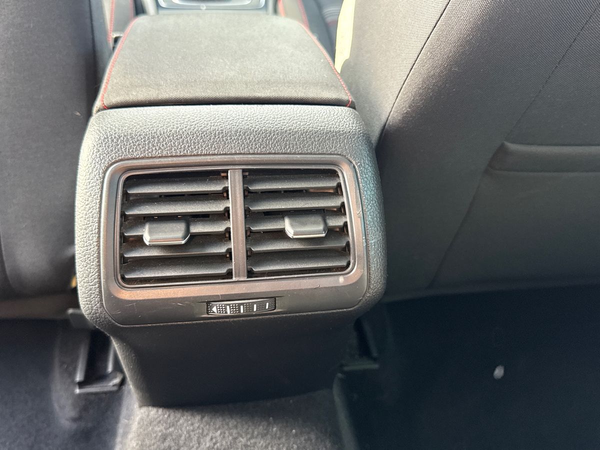 Used Volkswagen Golf 2018 for sale - 76565890: Photo 22