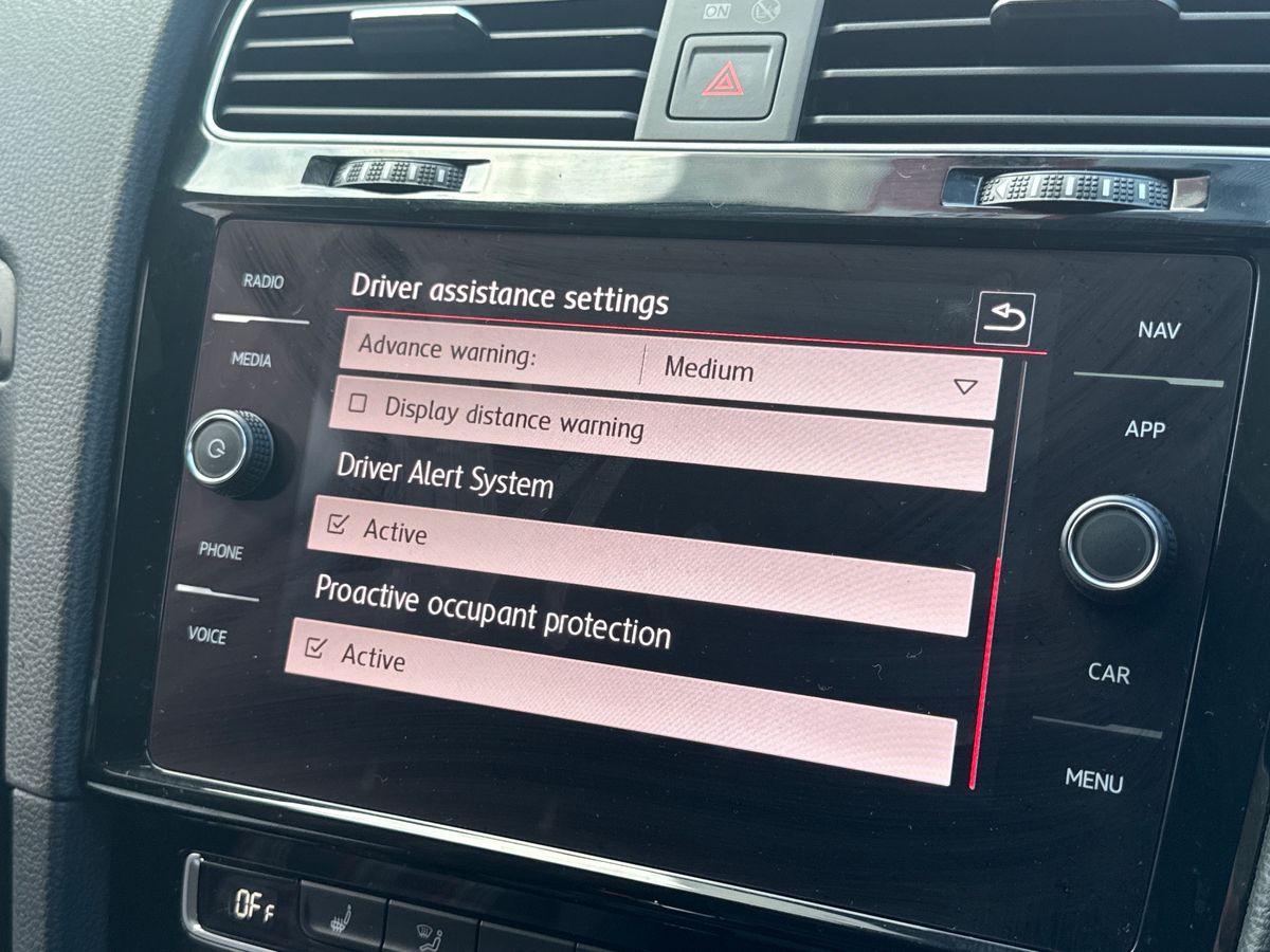 Used Volkswagen Golf 2018 for sale - 76565890: Photo 41