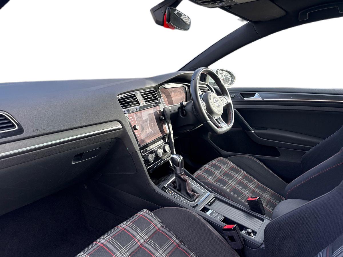 Used Volkswagen Golf 2018 for sale - 76565890: Photo 6