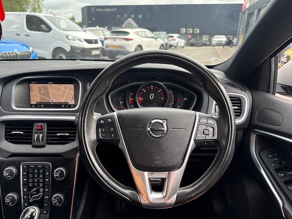 Used Volvo V40 2017 for sale - 76230676: Photo 15