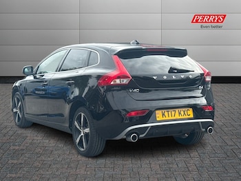 Used Volvo V40 2017 for sale - 76230676: Photo 2