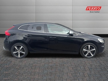 Used Volvo V40 2017 for sale - 76230676: Photo 3