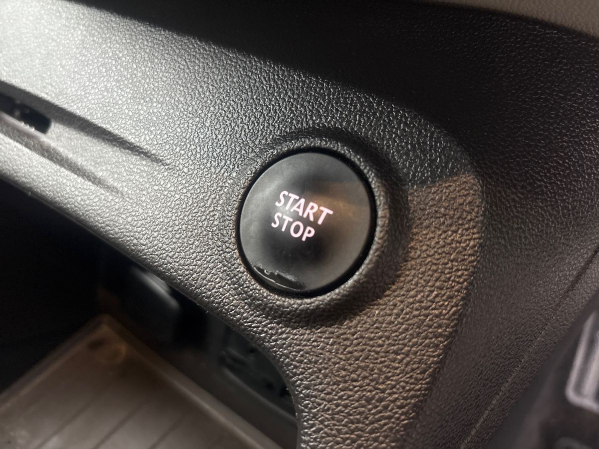 Used Renault Captur 2019 for sale - 76128240: Photo 35