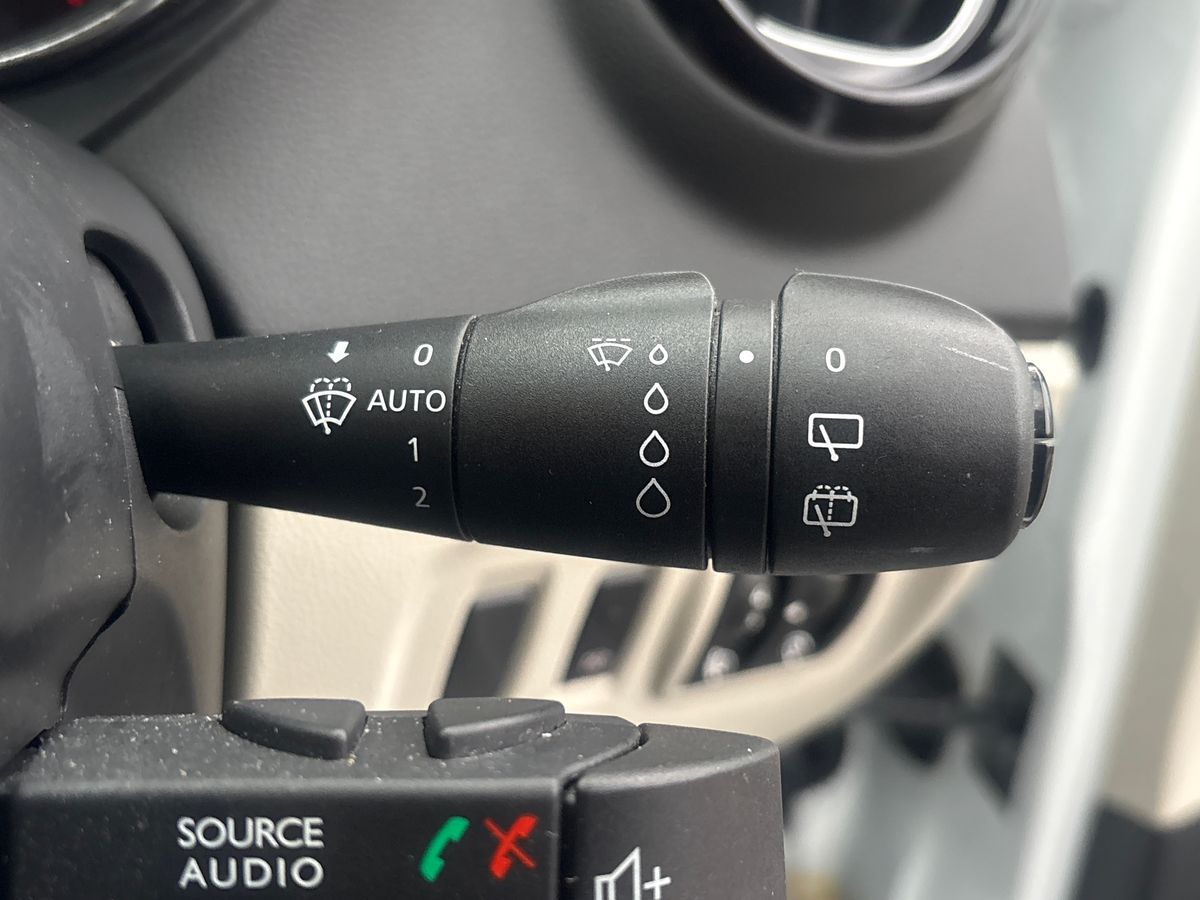 Used Renault Captur 2019 for sale - 76128240: Photo 41