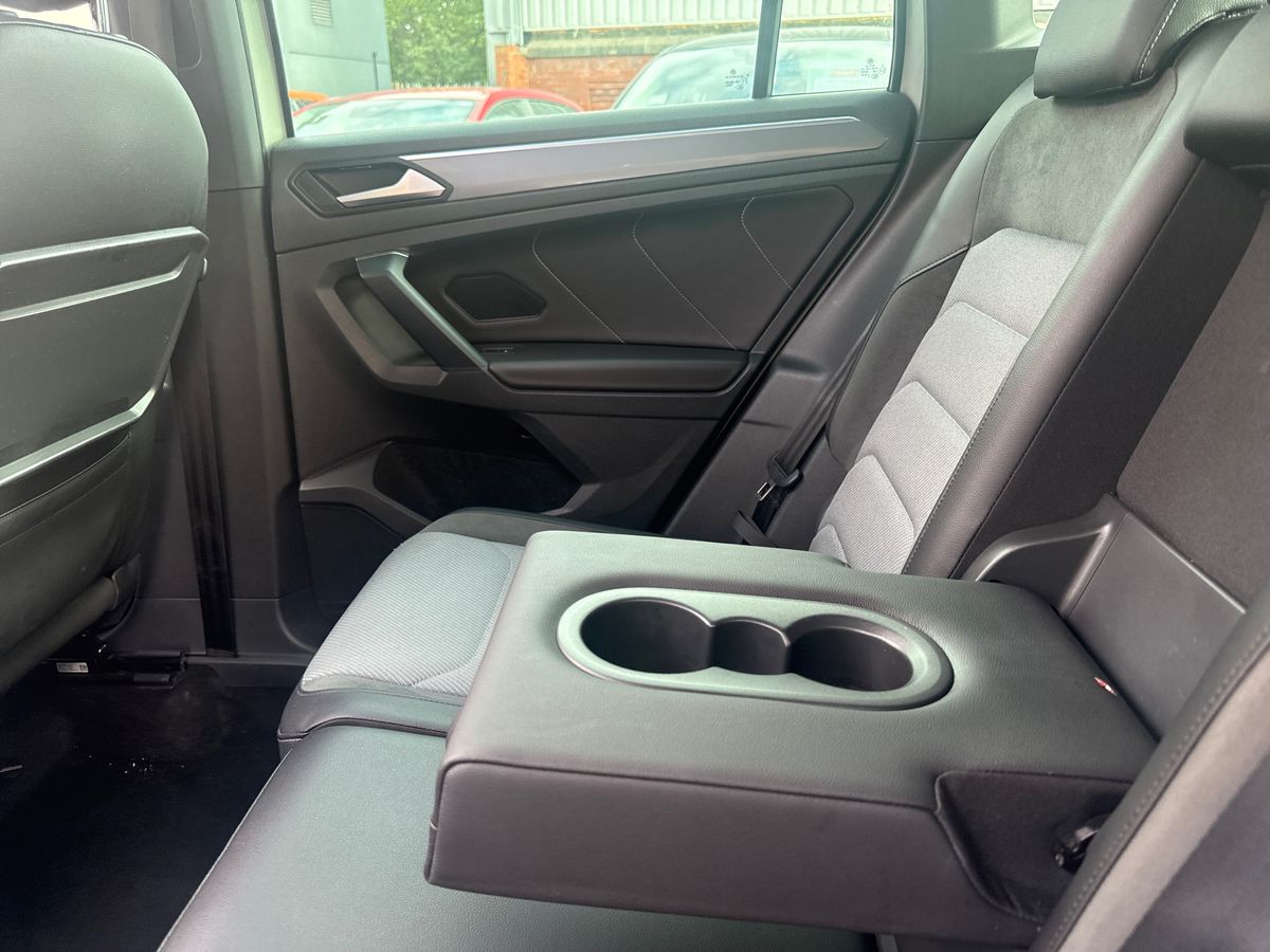 Used Volkswagen Tiguan 2020 for sale - 76142105: Photo 26