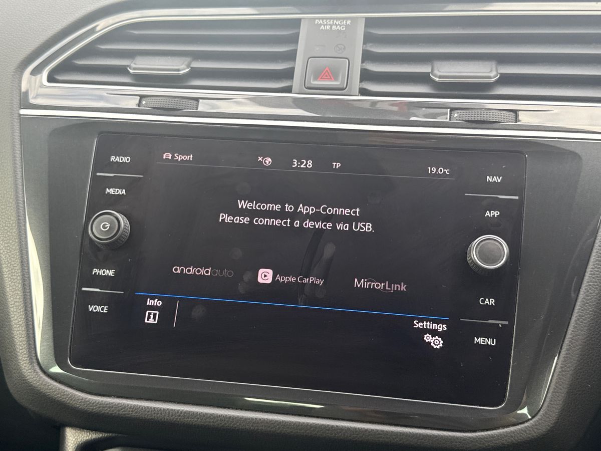 Used Volkswagen Tiguan 2020 for sale - 76142105: Photo 39