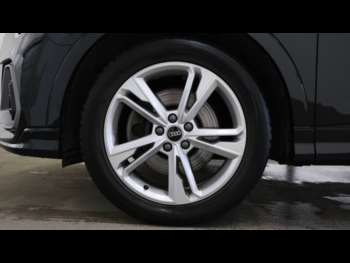 Used Audi Q3 2021 for sale - 75342495: Photo