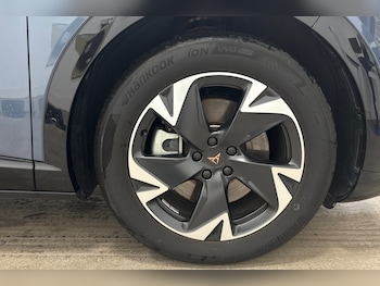 Used Cupra Tavascan 2024 for sale - 76045460: Photo 4