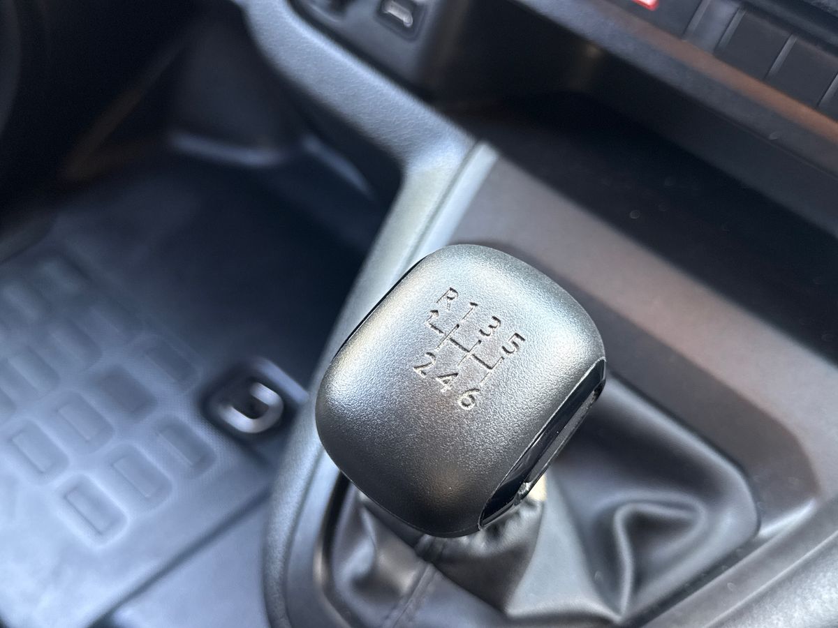 Vehicle 28