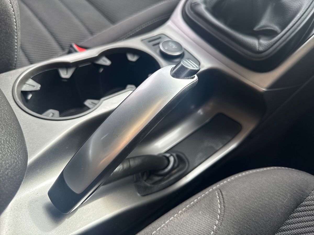 Used Ford Kuga 2014 for sale - 76588838: Photo 32