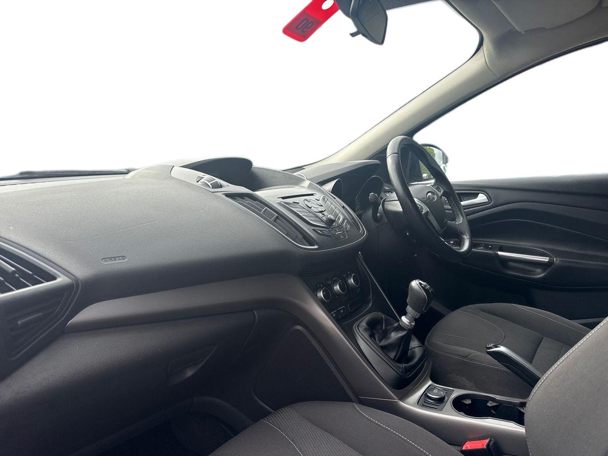 Used Ford Kuga 2014 for sale - 76588838: Photo 6