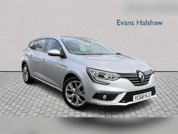 Used Renault Megane 2018 for sale - 79476212: Photo