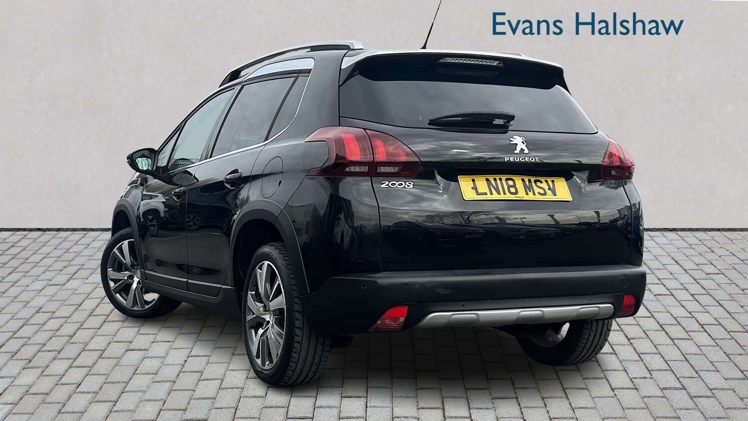 Used Peugeot 2008 2018 for sale - 77995875: Photo 3