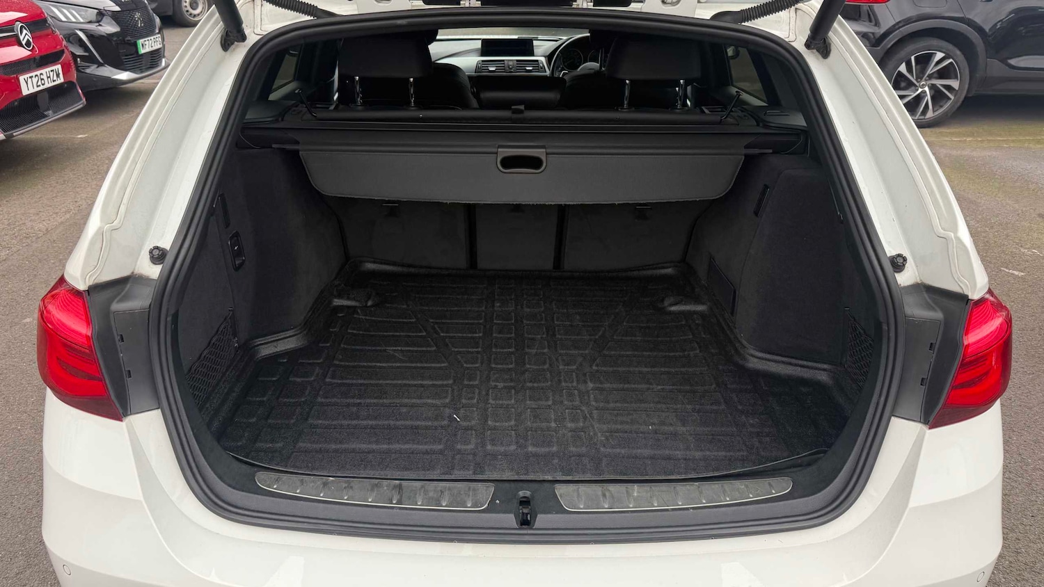 Used BMW 3 Series 2018 for sale - 77899285: Photo 14