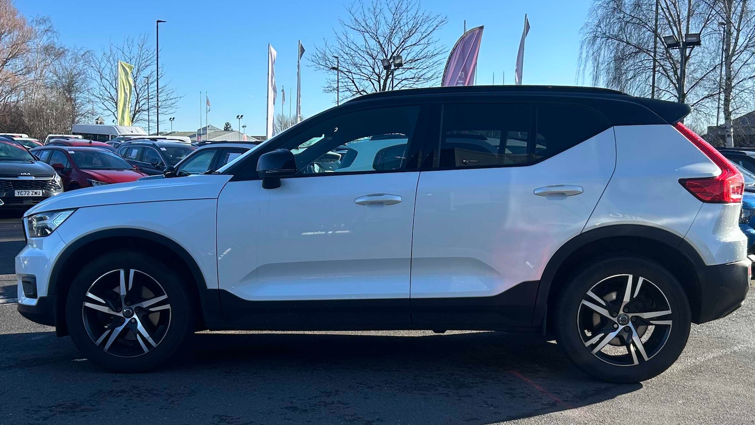 Used Volvo XC40 for sale - 77859889: Photo 3