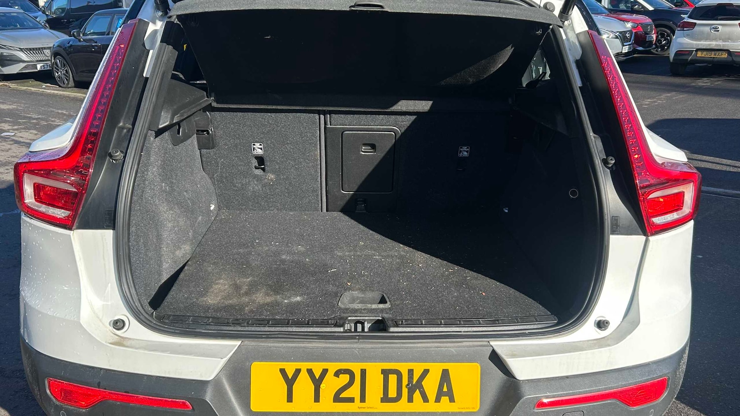 Used Volvo XC40 for sale - 77859889: Photo 8