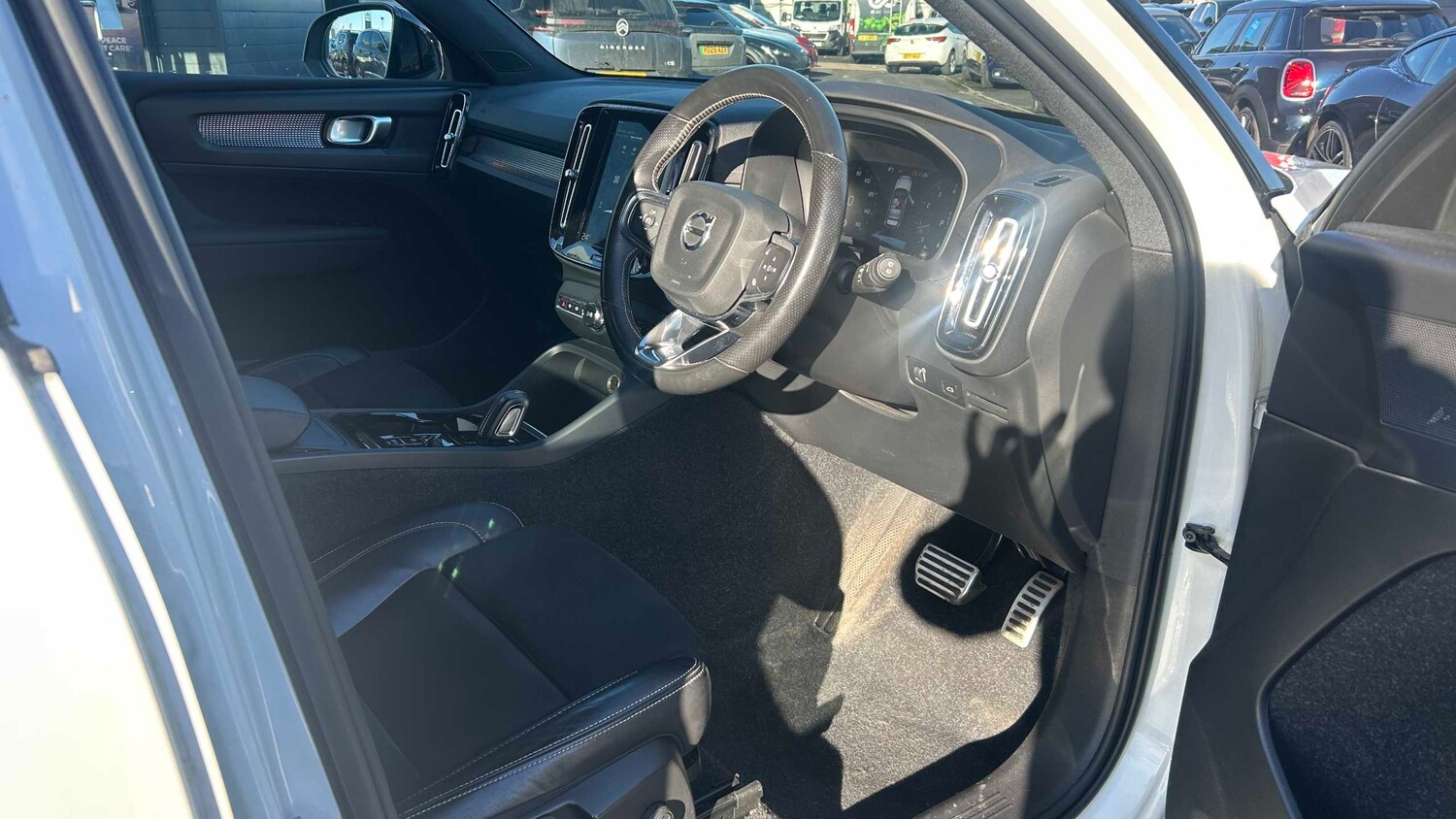 Used Volvo XC40 for sale - 77859889: Photo 9