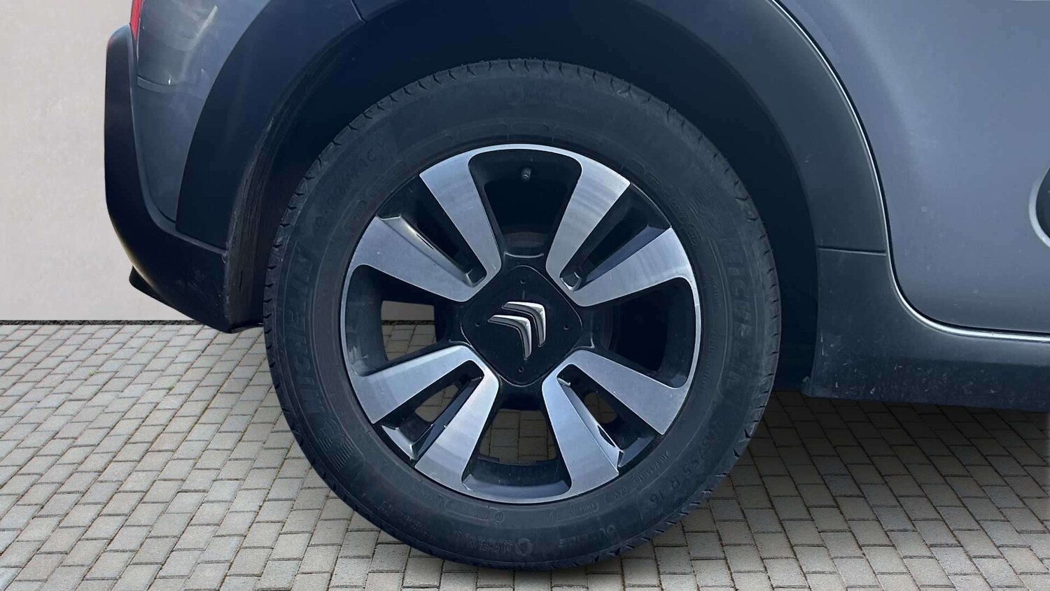 Used Citroen C3 2023 for sale - 77942974: Photo 7