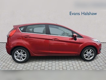 Used Ford Fiesta 2016 for sale - 79051841: Photo