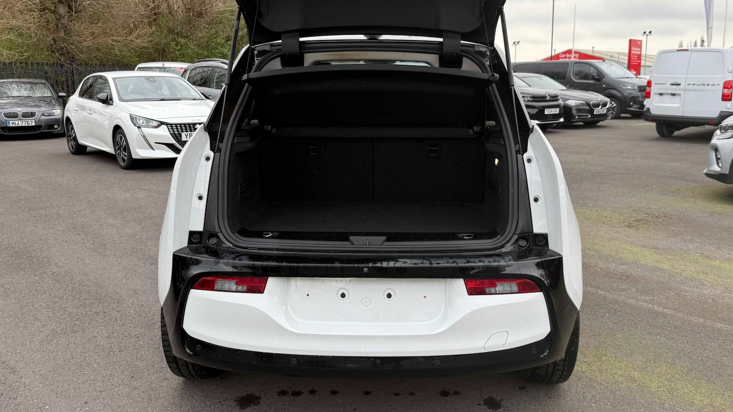 Used BMW i3 2019 for sale - 78104134: Photo 11