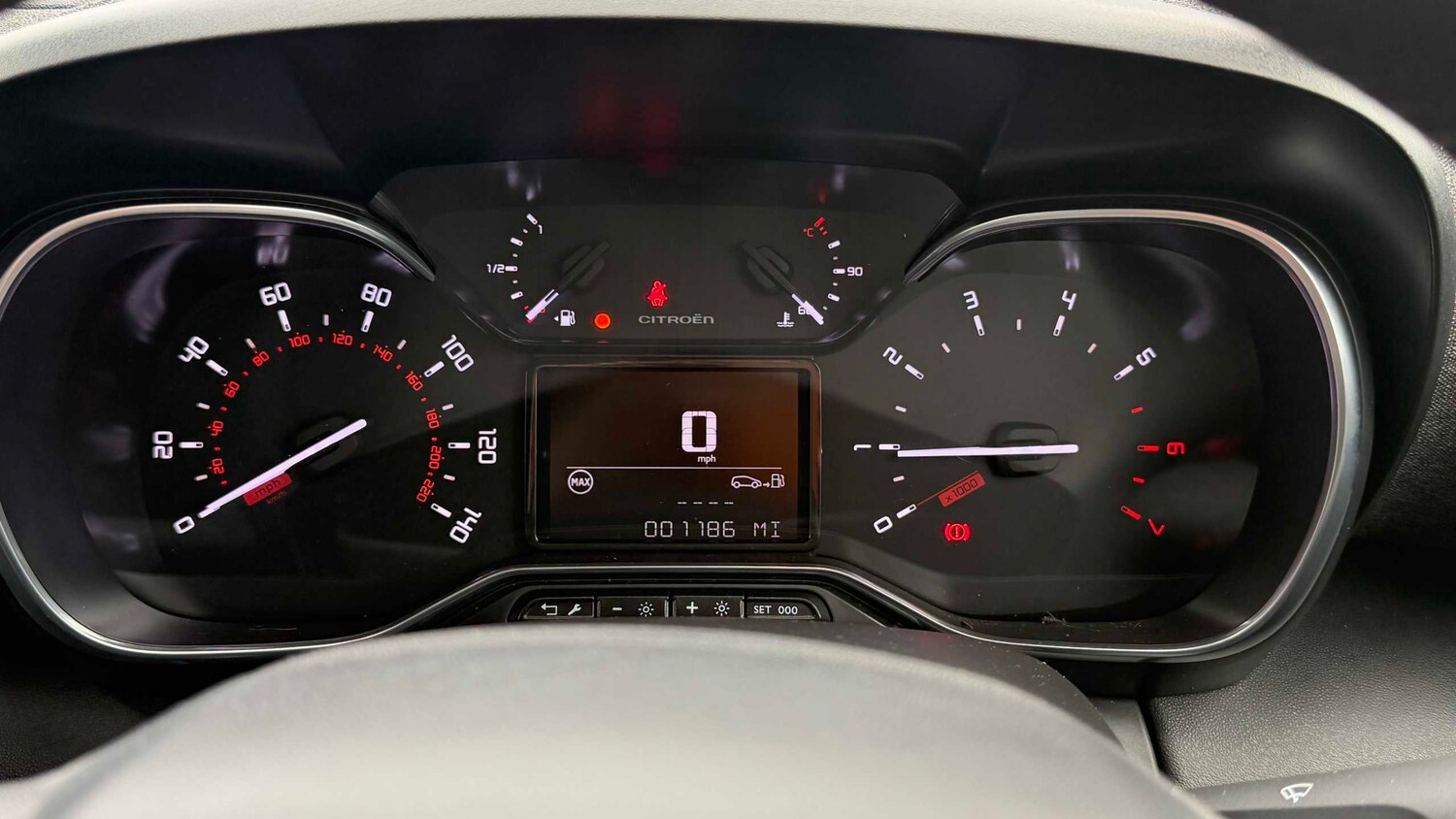 Used Citroen C3 Aircross 2024 for sale - 77859086: Photo 9