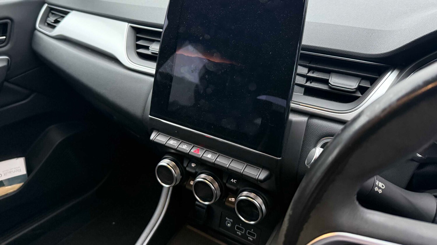 Used Renault Captur for sale - 77860618: Photo 13