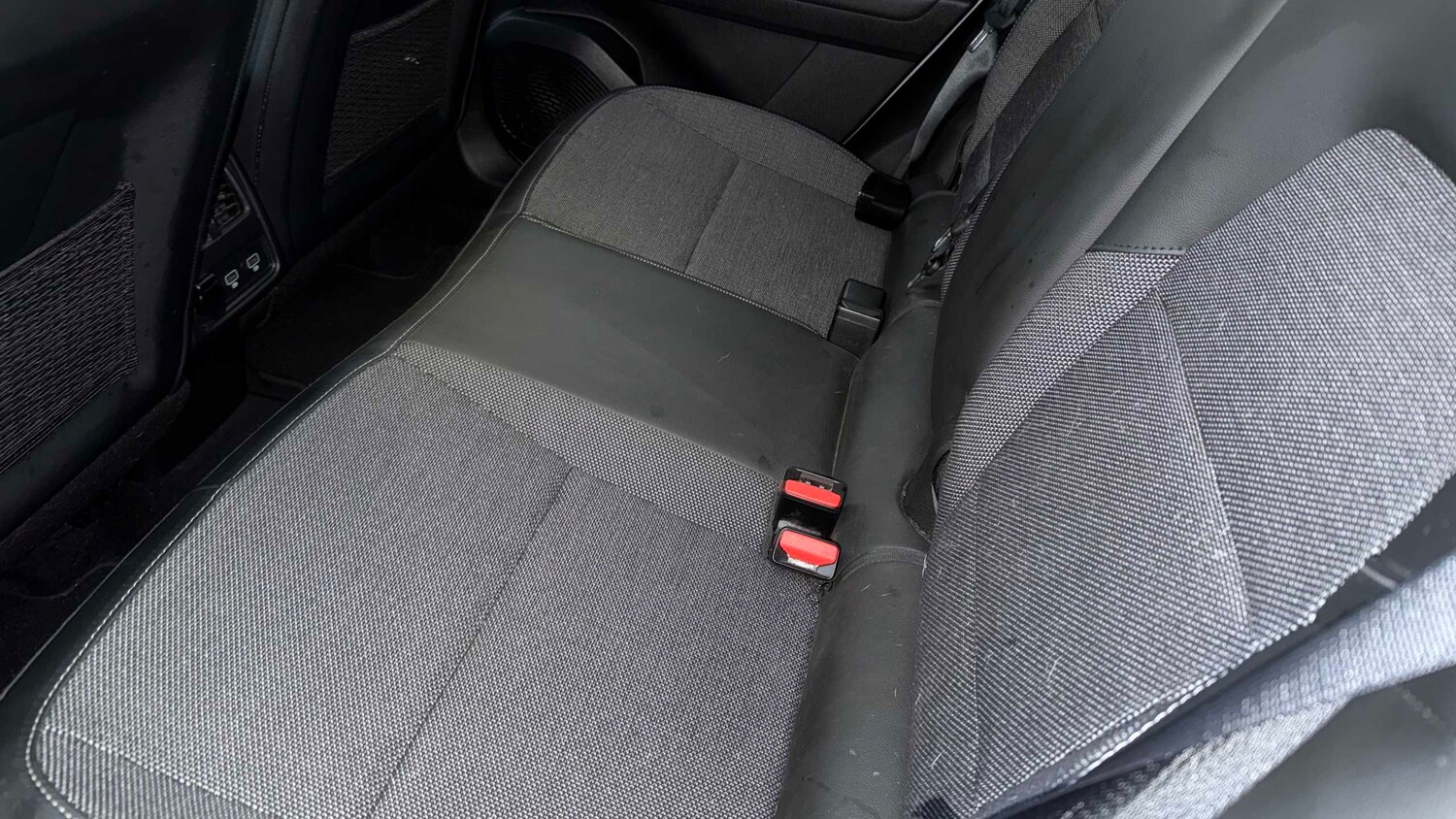 Used Renault Captur for sale - 77860618: Photo 19