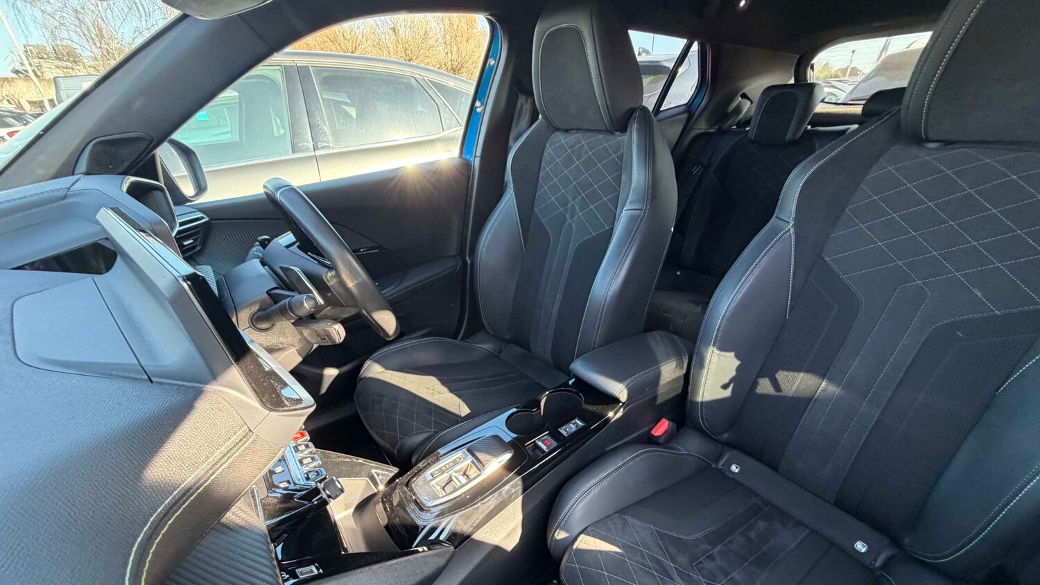 Used Peugeot 2008 for sale - 77860243: Photo 10