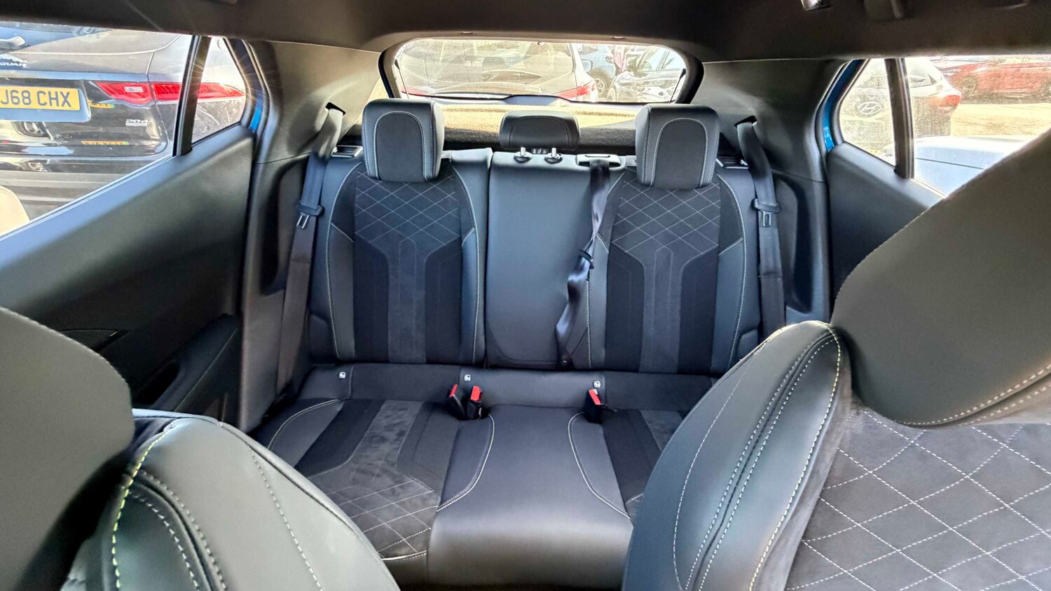 Used Peugeot 2008 for sale - 77860243: Photo 11