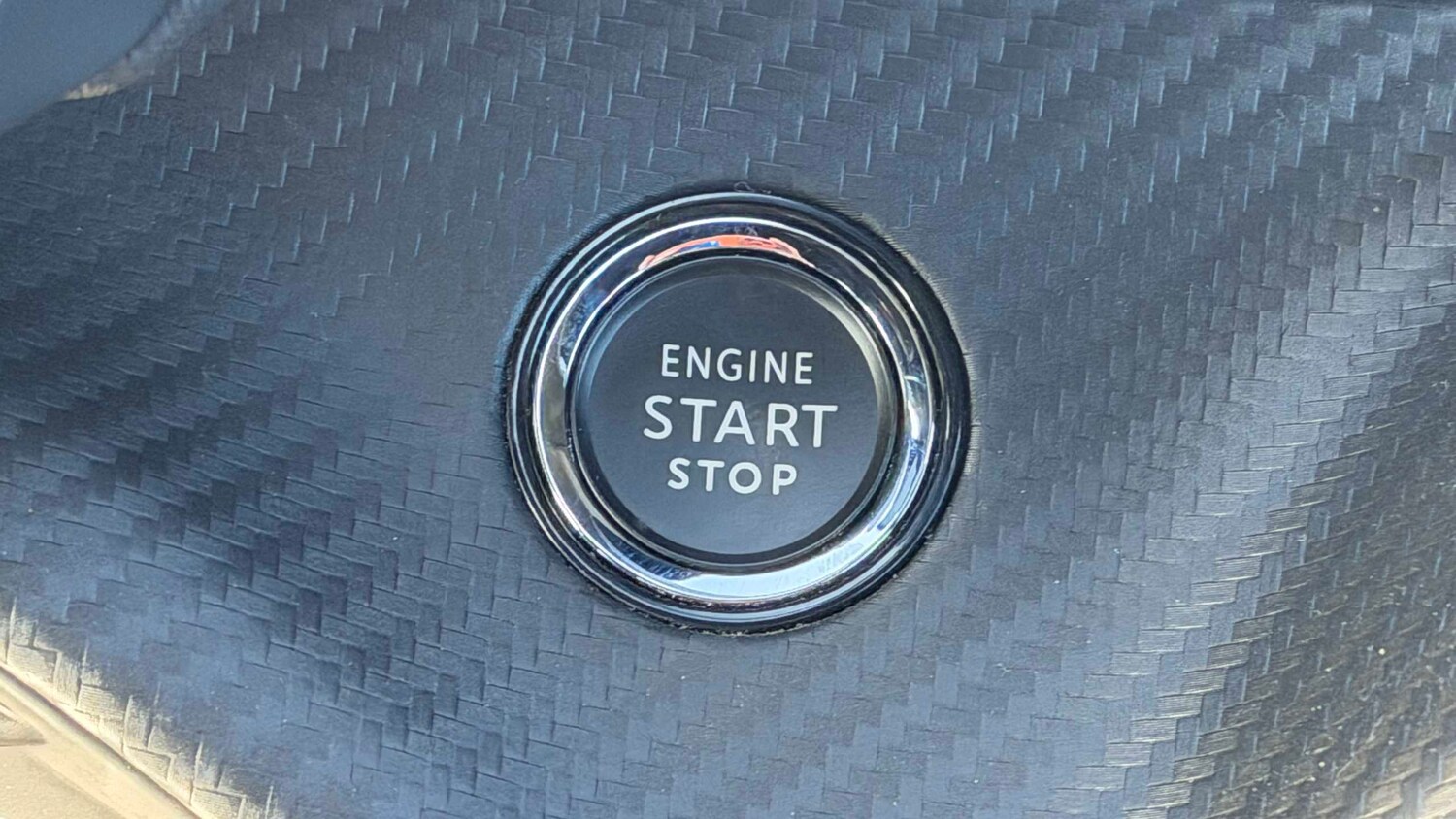 Used Peugeot 2008 for sale - 77860243: Photo 17