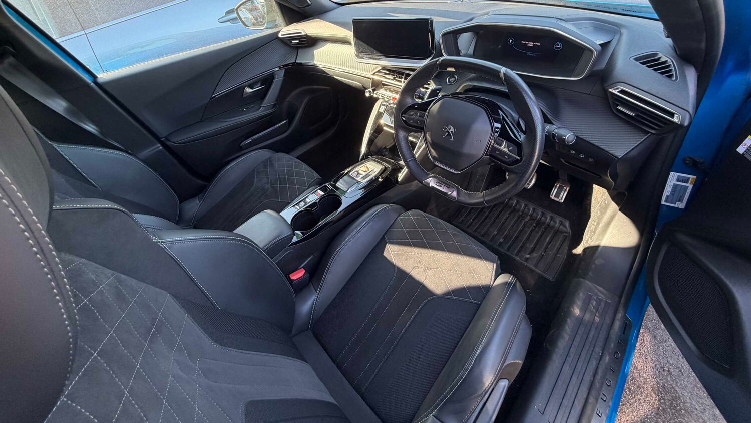 Used Peugeot 2008 for sale - 77860243: Photo 9