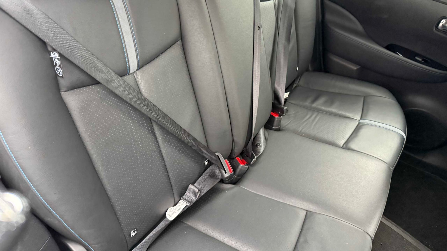 Used Nissan Leaf 2020 for sale - 77857764: Photo 11