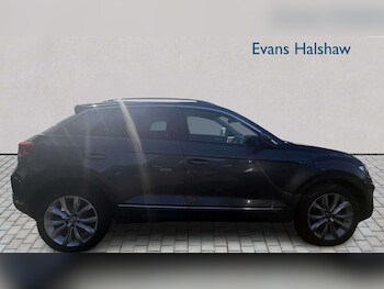 Used Volkswagen T-Roc 2018 for sale - 78464765: Photo
