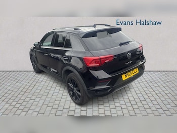 Used Volkswagen T-Roc 2021 for sale - 79215216: Photo