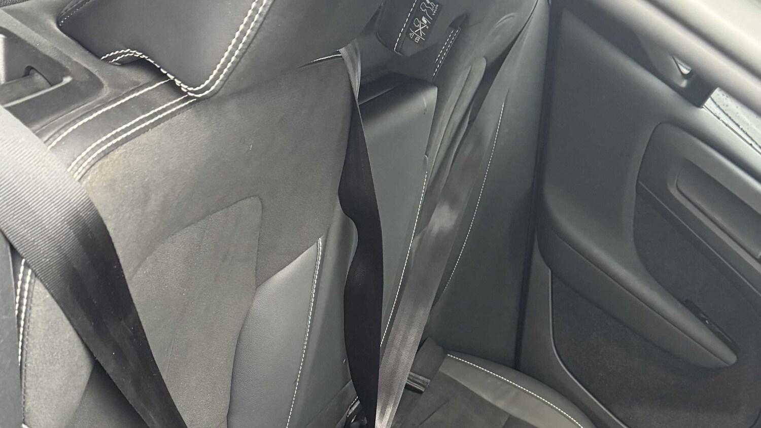 Used Volvo XC40 for sale - 77862174: Photo 21