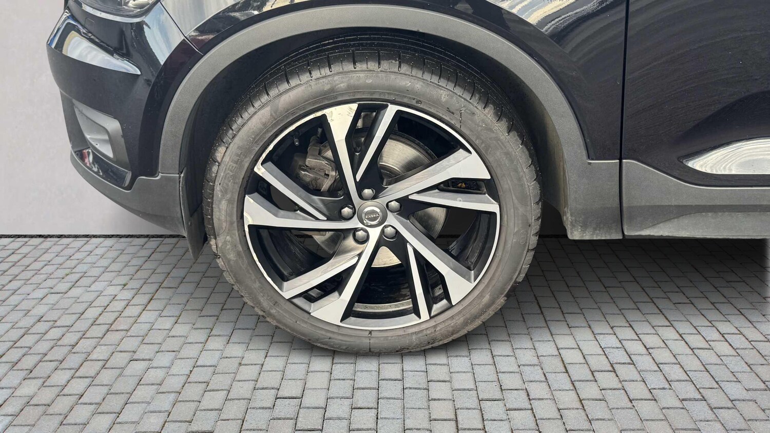 Used Volvo XC40 for sale - 77862174: Photo 6