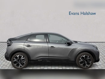 Used Citroen C4 2025 for sale - 77996137: Photo