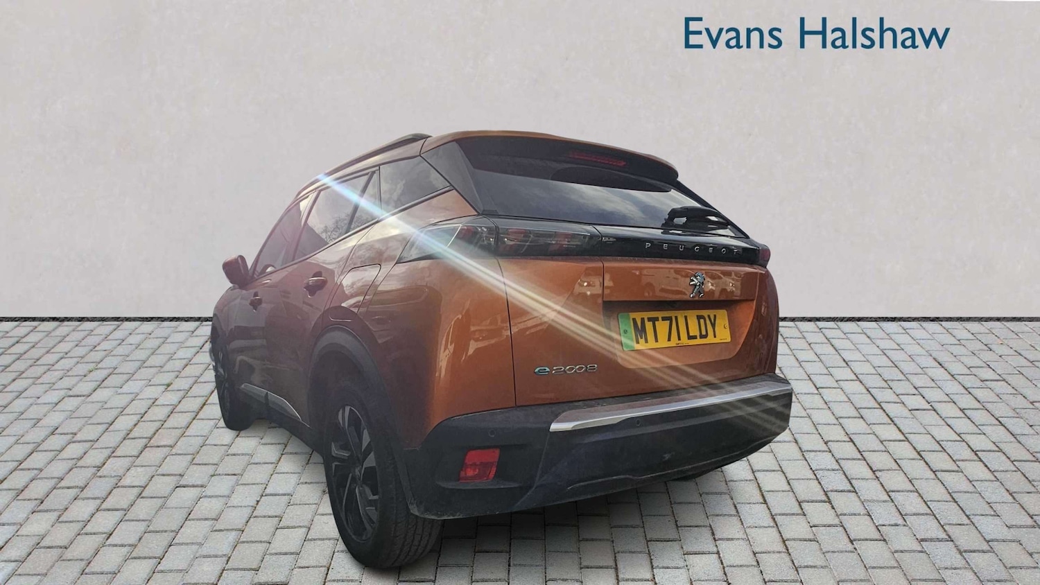 Used Peugeot 2008 for sale - 77858619: Photo 3