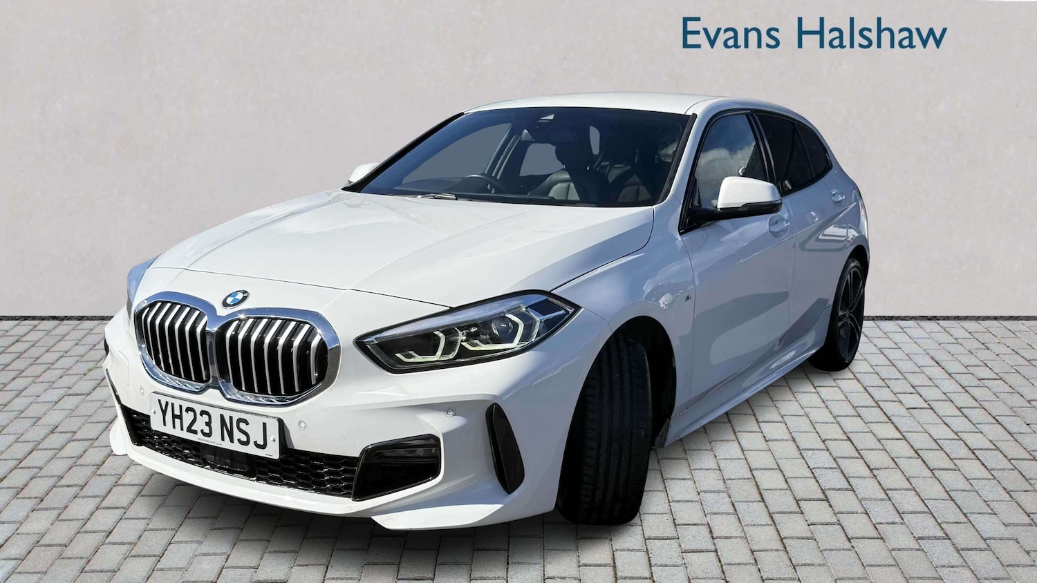 Used BMW 1 Series 2023 for sale - 78118865: Photo 2